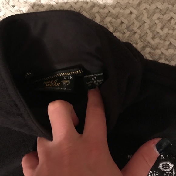 Mountain Hardware Jacket - Picture 3 of 3